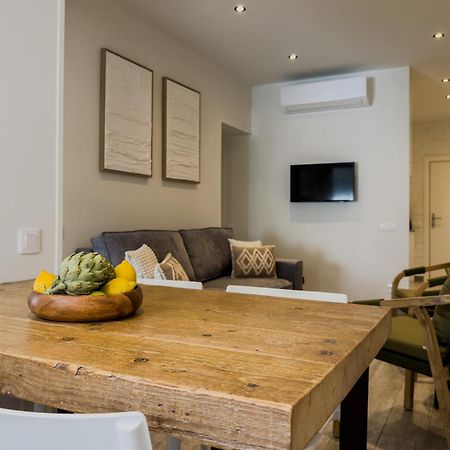 Novus Homes Barcelona Santa Eulalia โอสปิตาเล็ต เดอ โยเบรกัต ภายนอก รูปภาพ