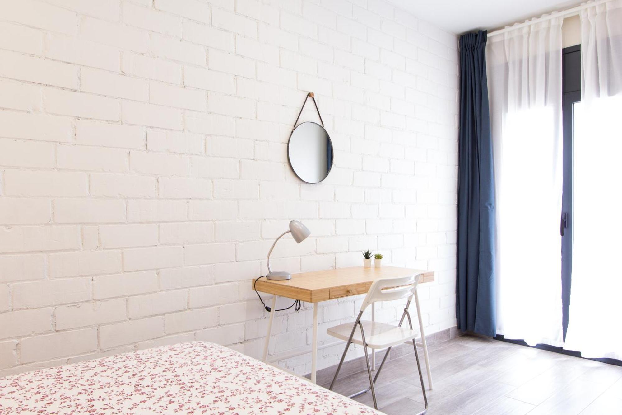 Novus Homes Barcelona Santa Eulalia โอสปิตาเล็ต เดอ โยเบรกัต ภายนอก รูปภาพ