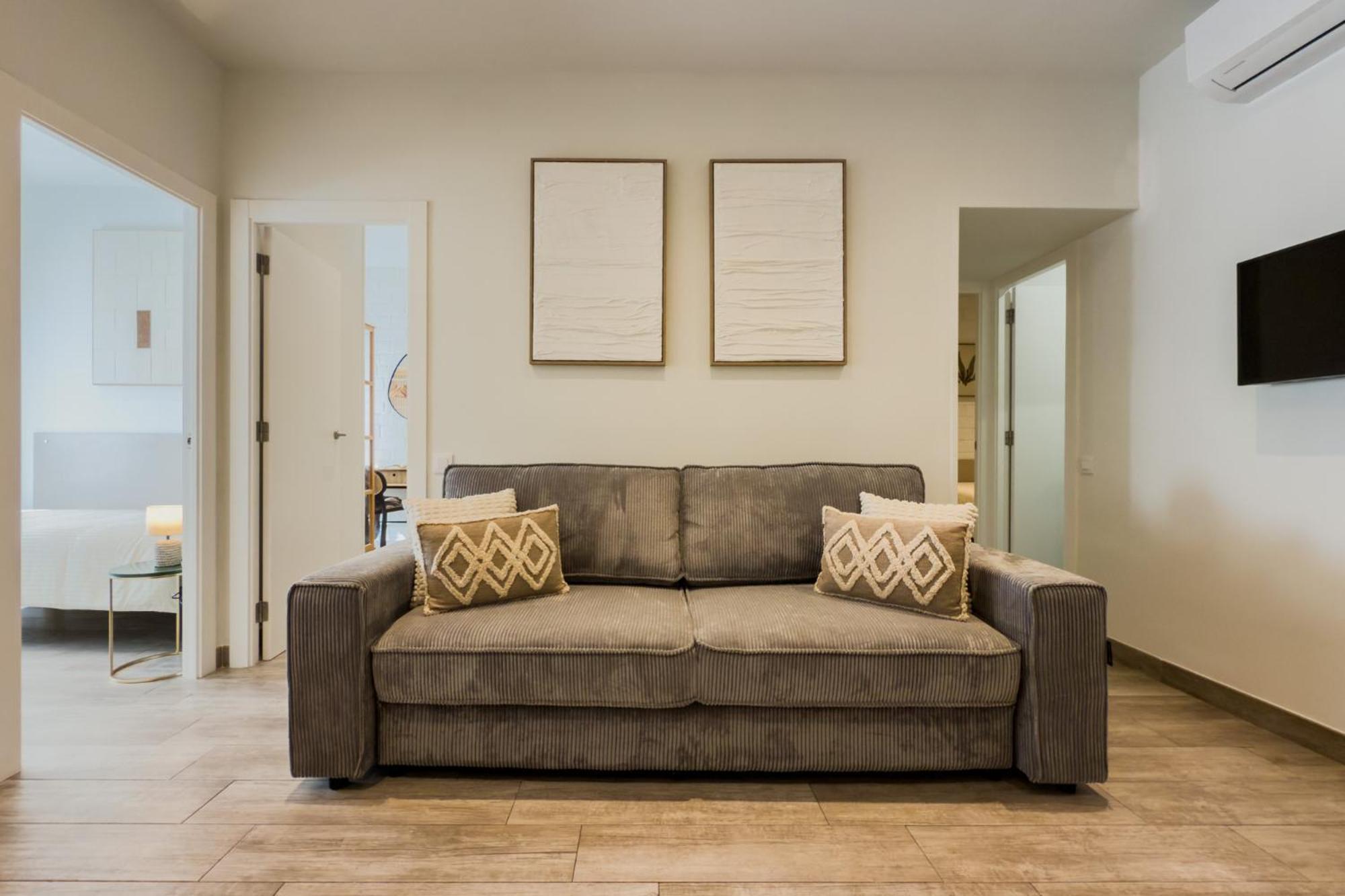 Novus Homes Barcelona Santa Eulalia โอสปิตาเล็ต เดอ โยเบรกัต ภายนอก รูปภาพ