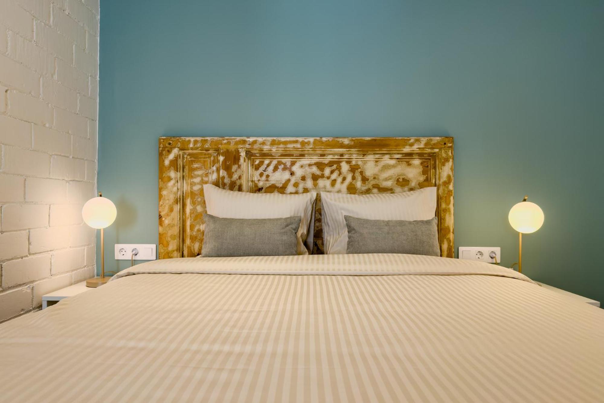 Novus Homes Barcelona Santa Eulalia โอสปิตาเล็ต เดอ โยเบรกัต ภายนอก รูปภาพ